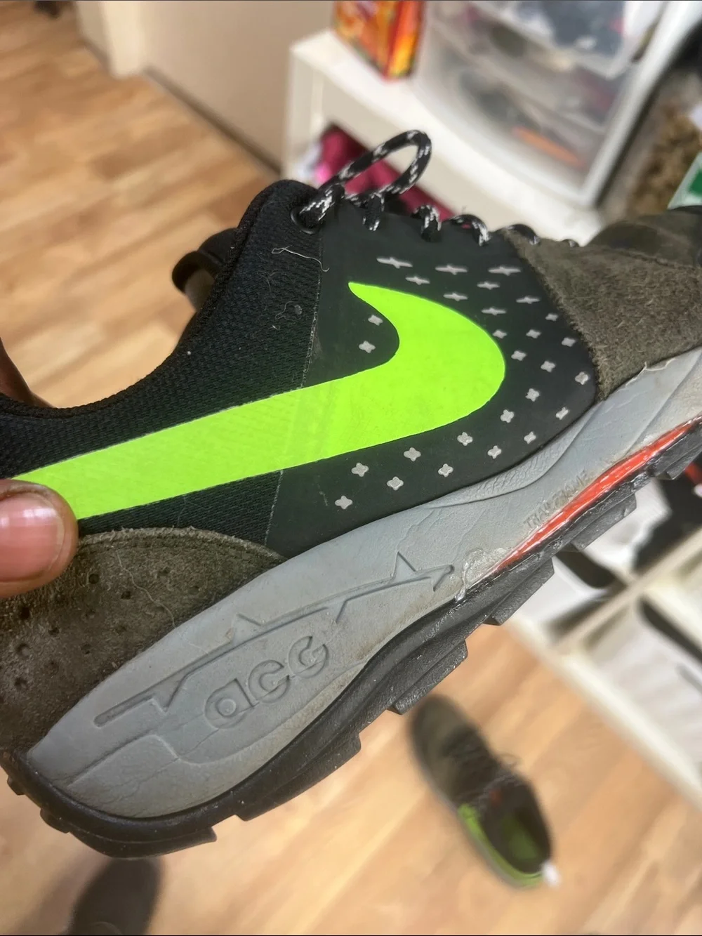 Nike Men's Olive Green and Volt Low-Top Sneakers ACG